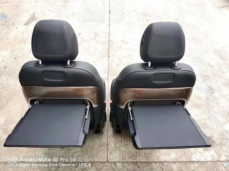 Tavolo pieghevole per il retro del seggiolino auto